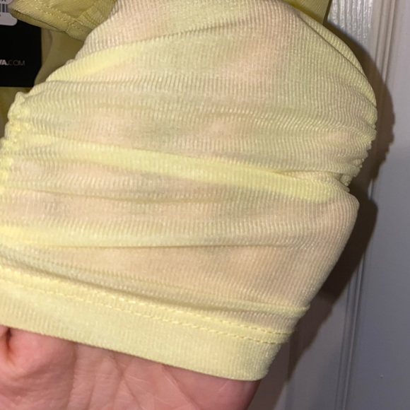 NWT- YELLOW RUCHED BODYSUIT- SZ 1X - Picture 12 of 12